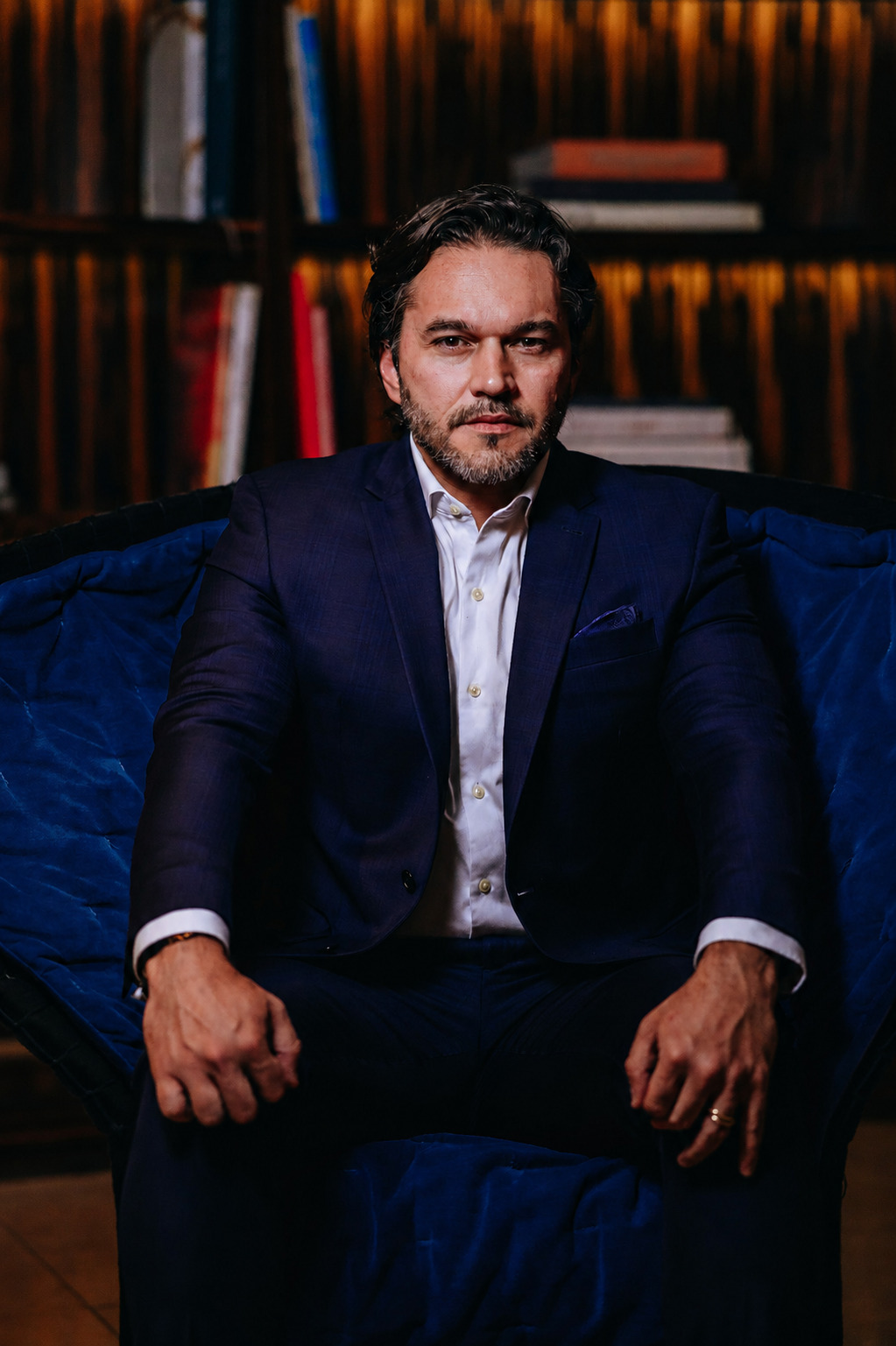 Dr. Avelino Veit em retrato editorial